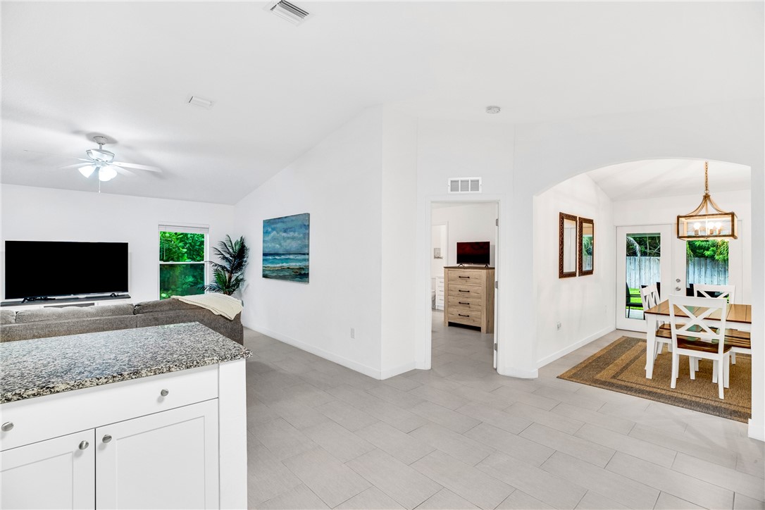 2645 10th Court