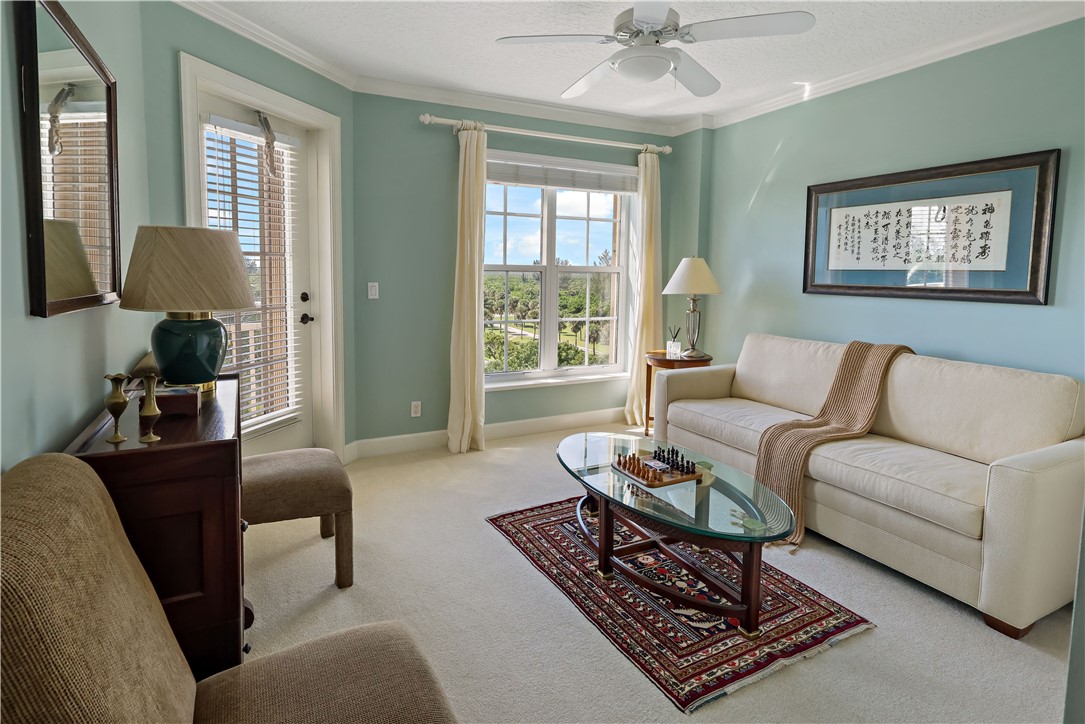 3702 N Highway A1A 601