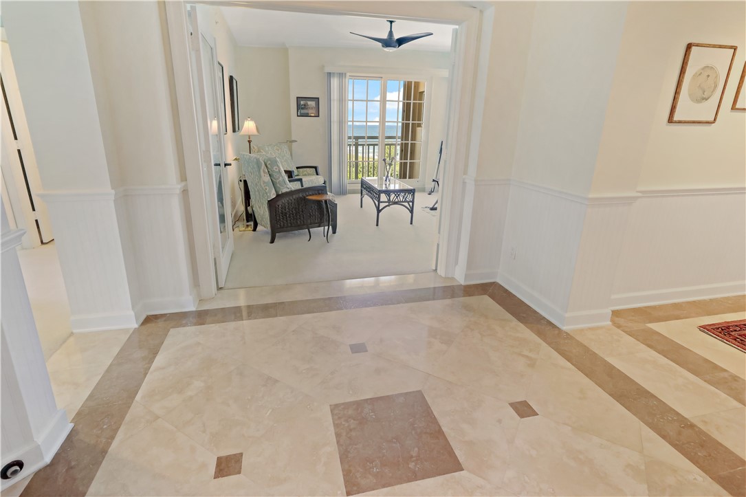 3702 N Highway A1A 601