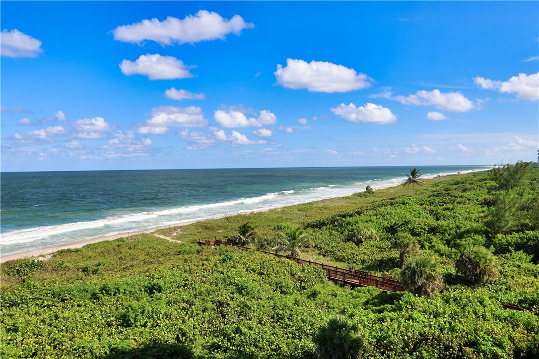 3702 N Highway A1A 601