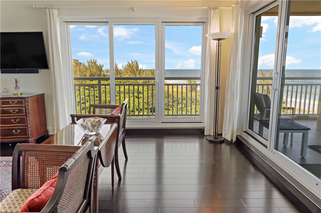 3702 N Highway A1A 601
