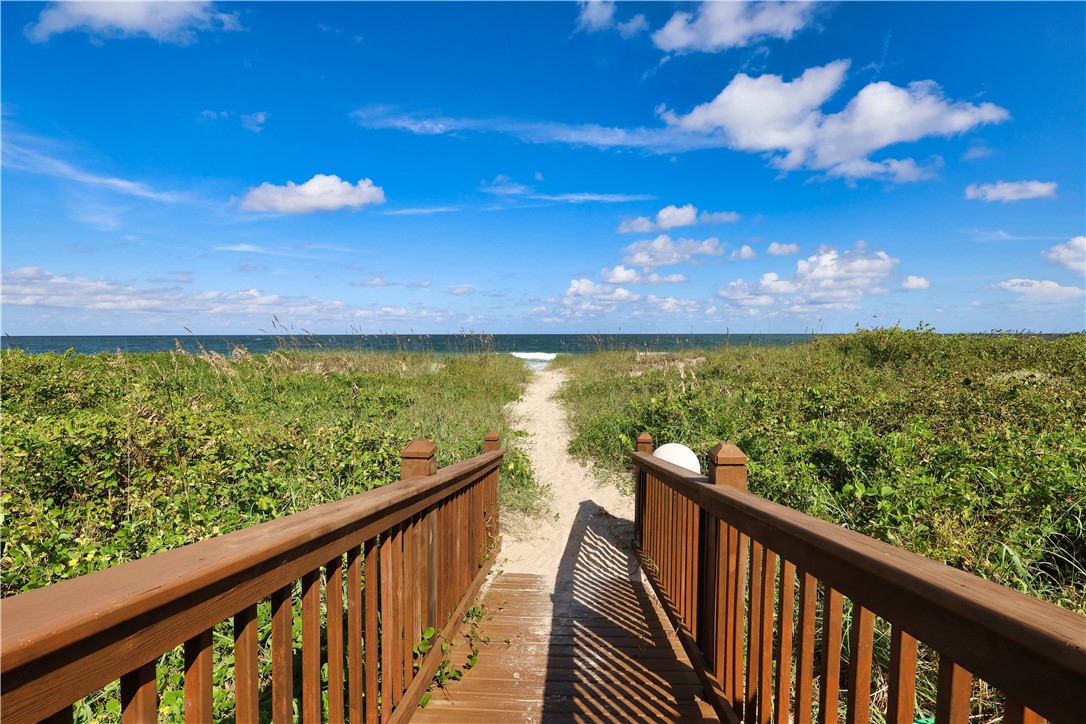 3702 N Highway A1A 601