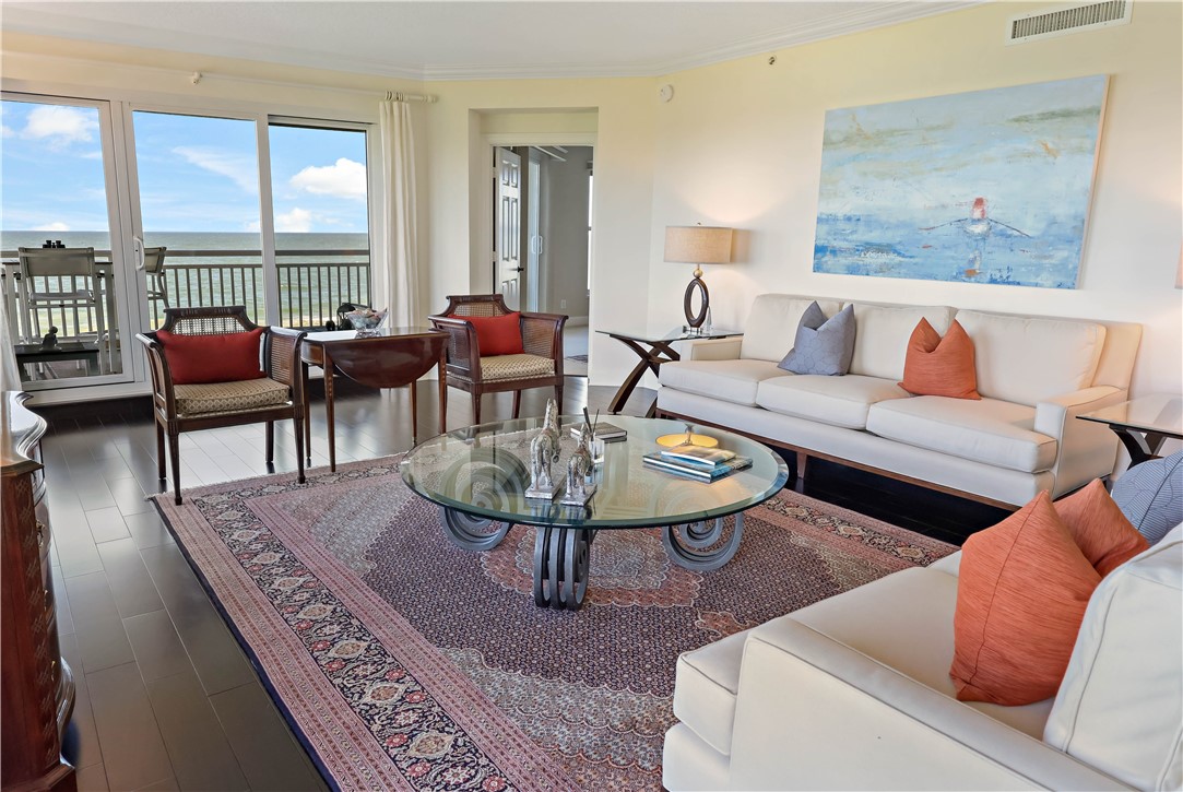 3702 N Highway A1A 601