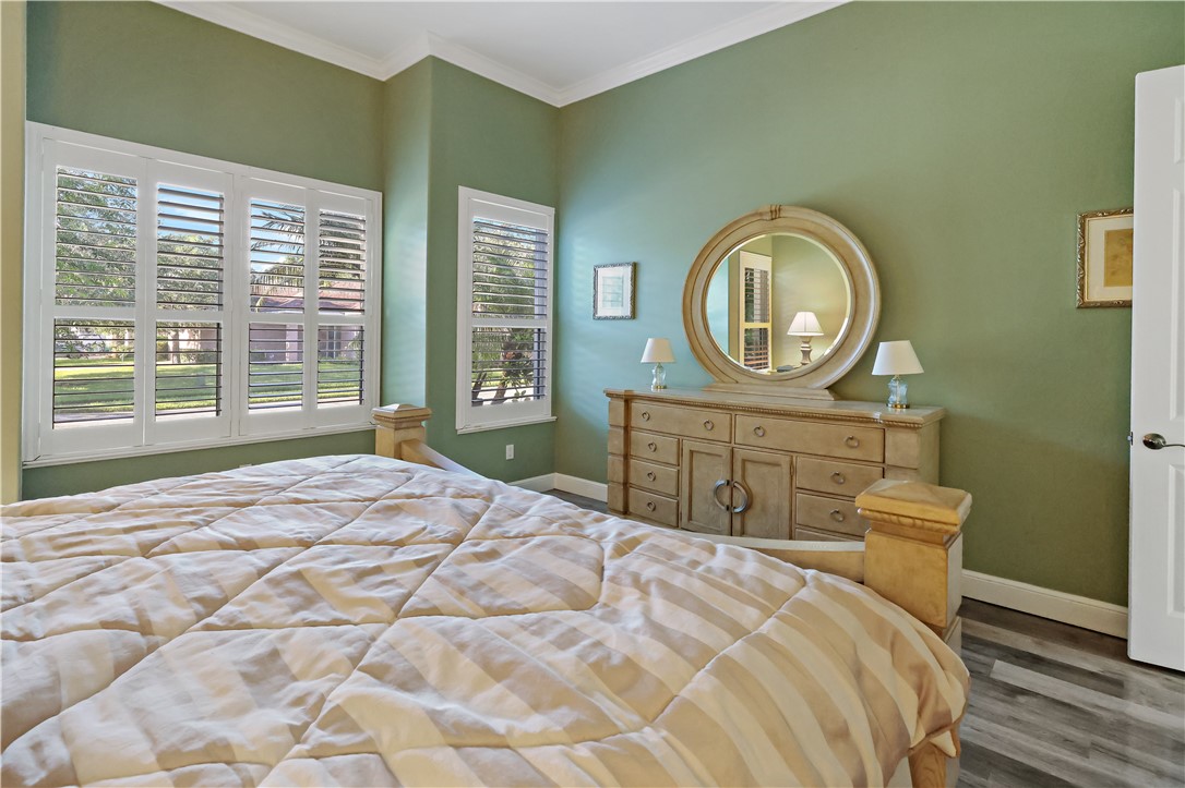 7650 S Village Square