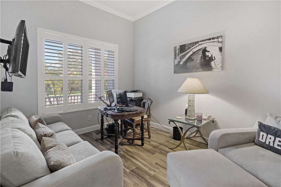7650 S Village Square