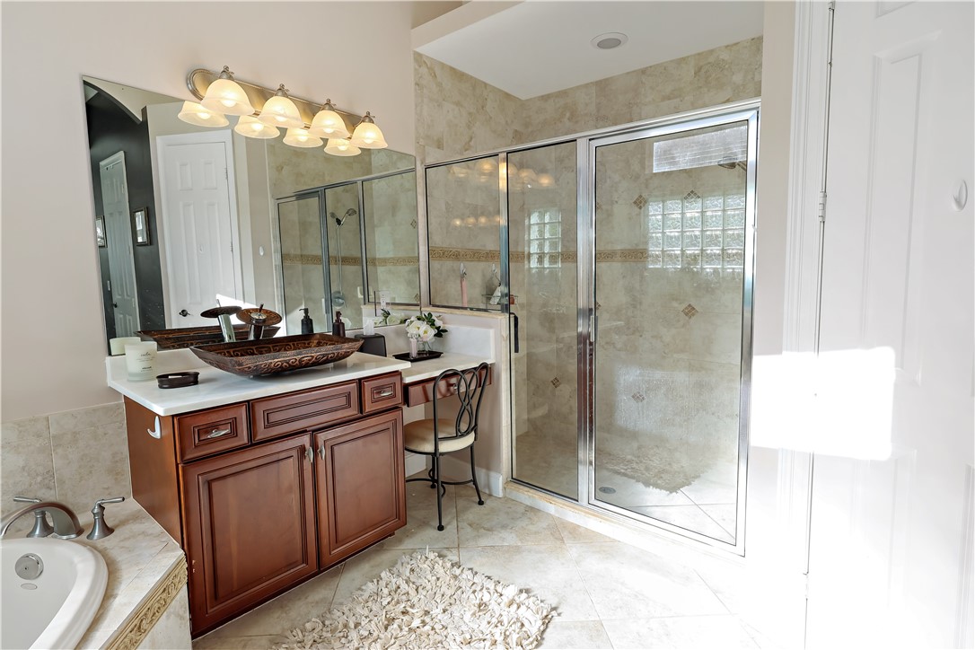 7650 S Village Square