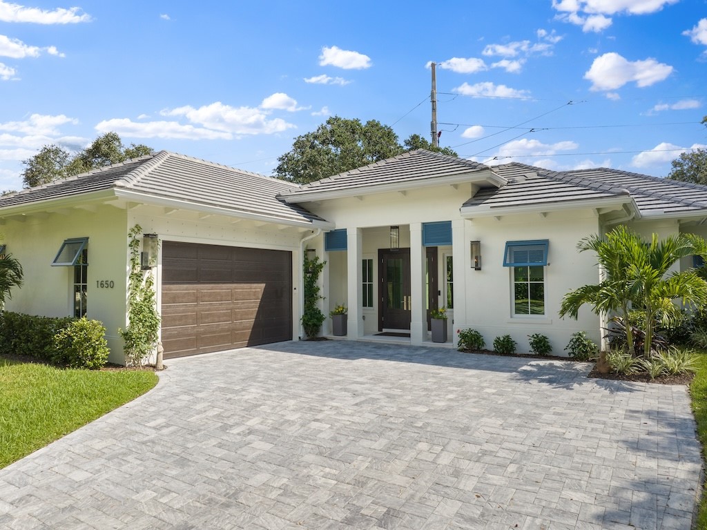 1650 Riomar Cove Lane