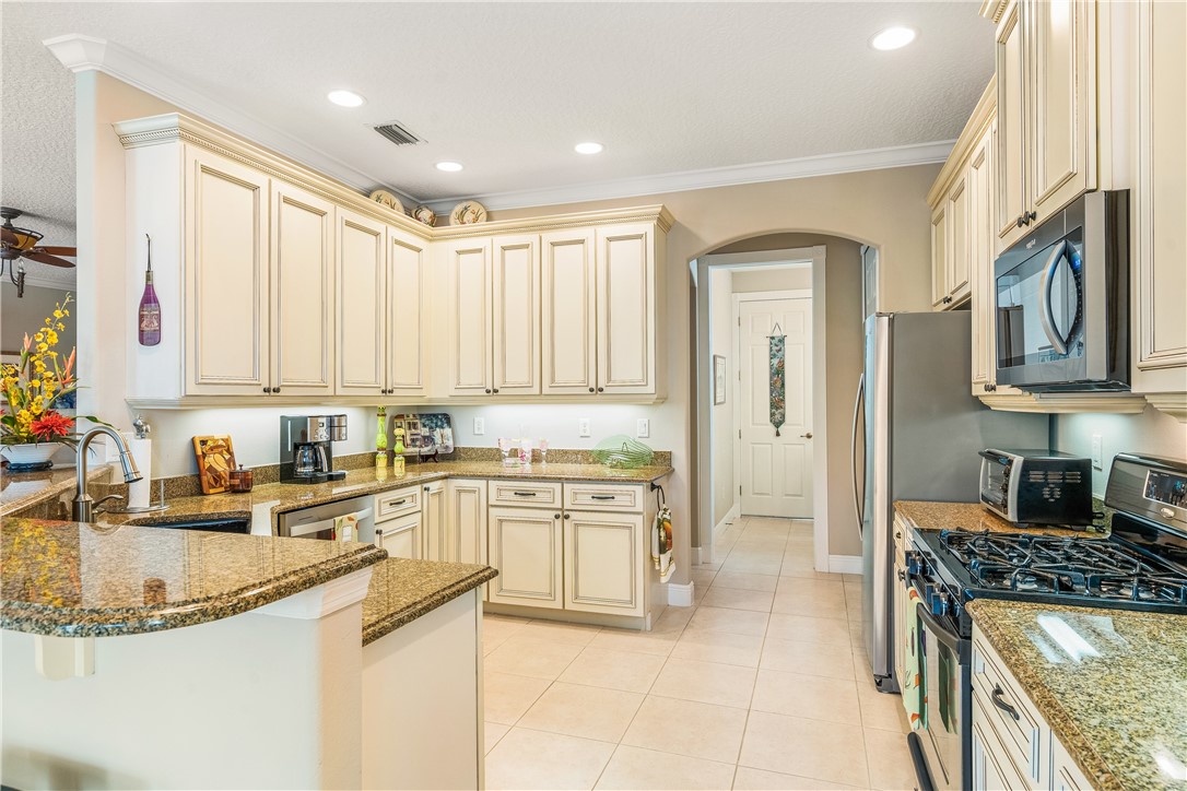 7705 14th Lane