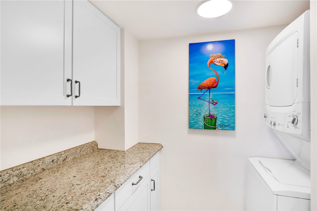 5047 N Highway A1A 401
