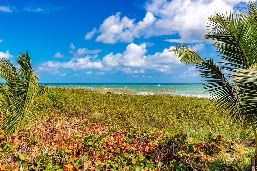5047 N Highway A1A 401