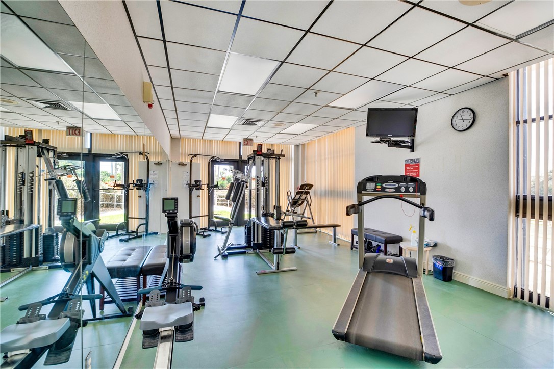 5047 N Highway A1A 401