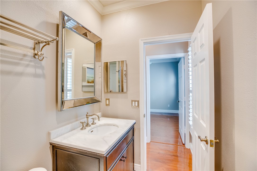 1355 Scarlet Oak Circle