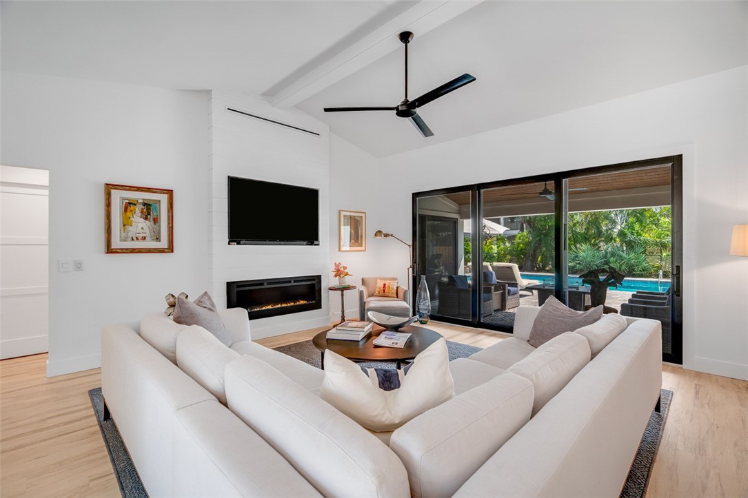 606 Bougainvillea Lane