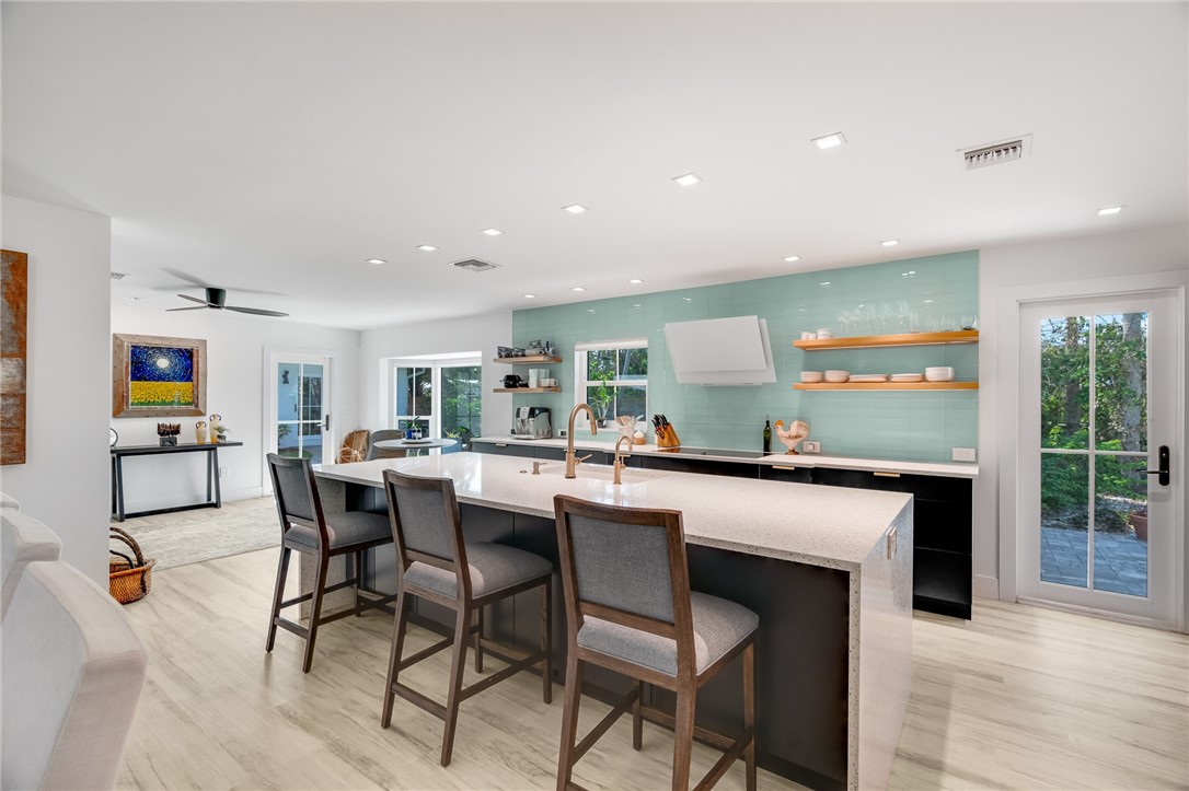 606 Bougainvillea Lane
