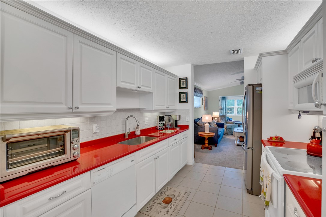 740 Lake Orchid Circle 205