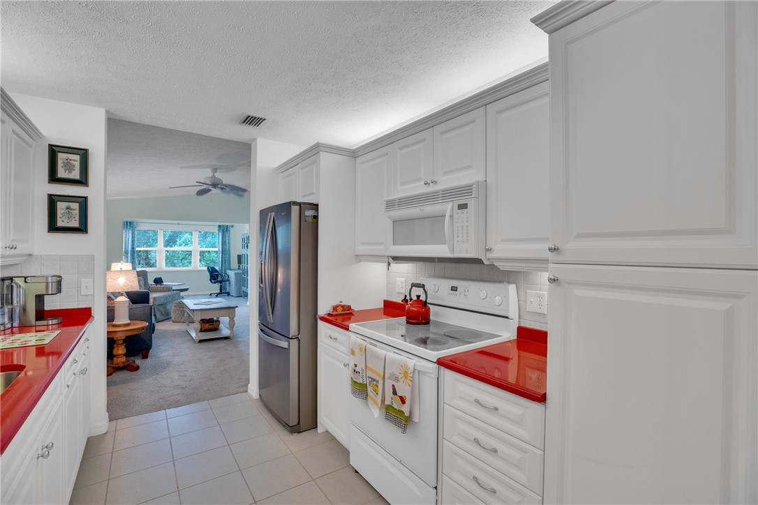 740 Lake Orchid Circle 205