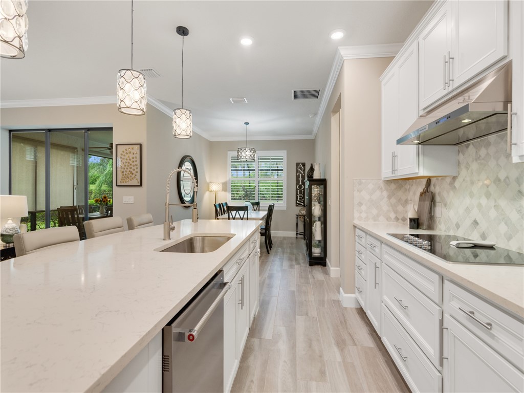 5045 Monroe Circle