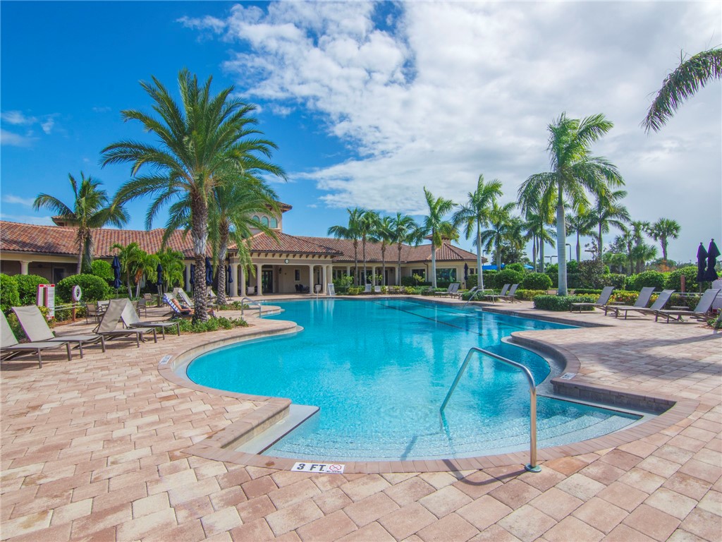 5045 Monroe Circle