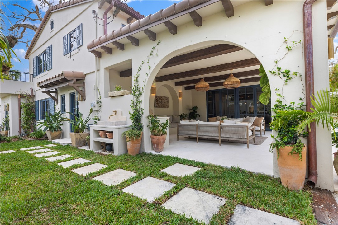 601 Flamevine Lane