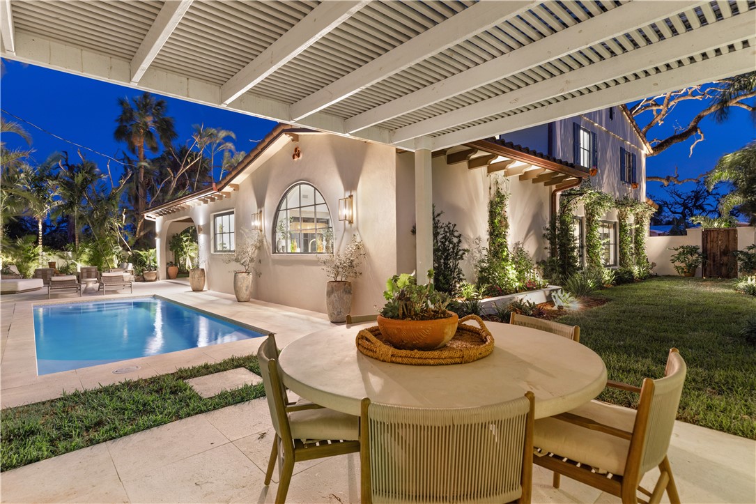 601 Flamevine Lane
