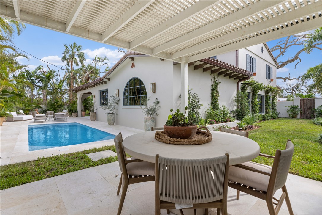 601 Flamevine Lane
