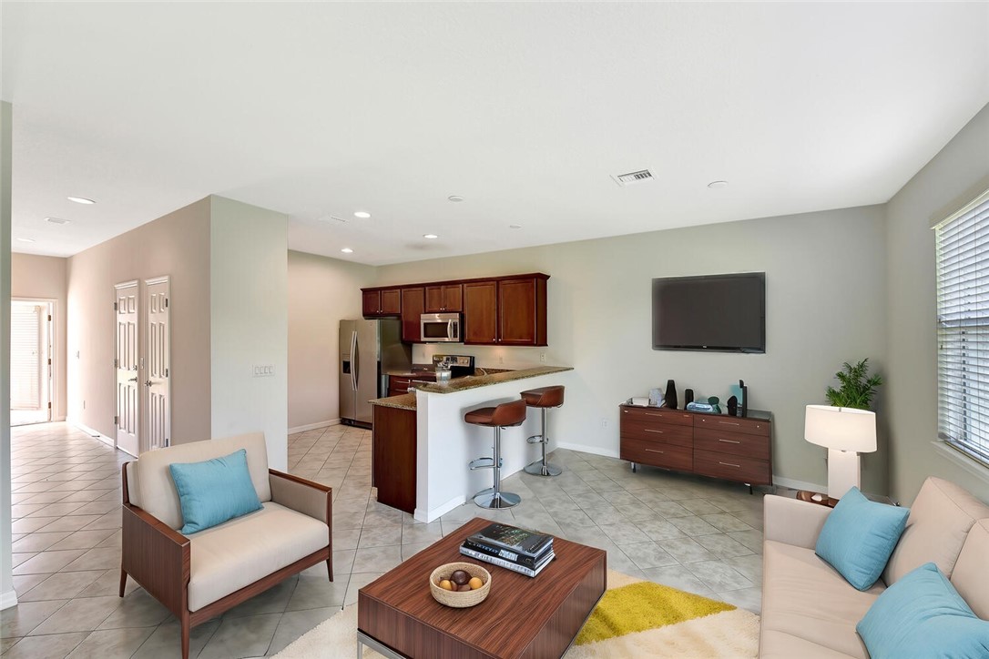 1081 Normandie Way
