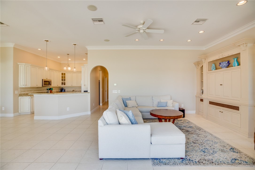 5555 Las Brisas Drive