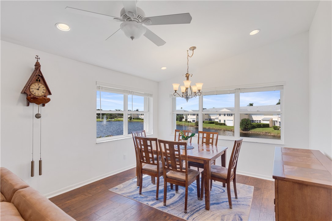 605 W Lake Jasmine Circle 202
