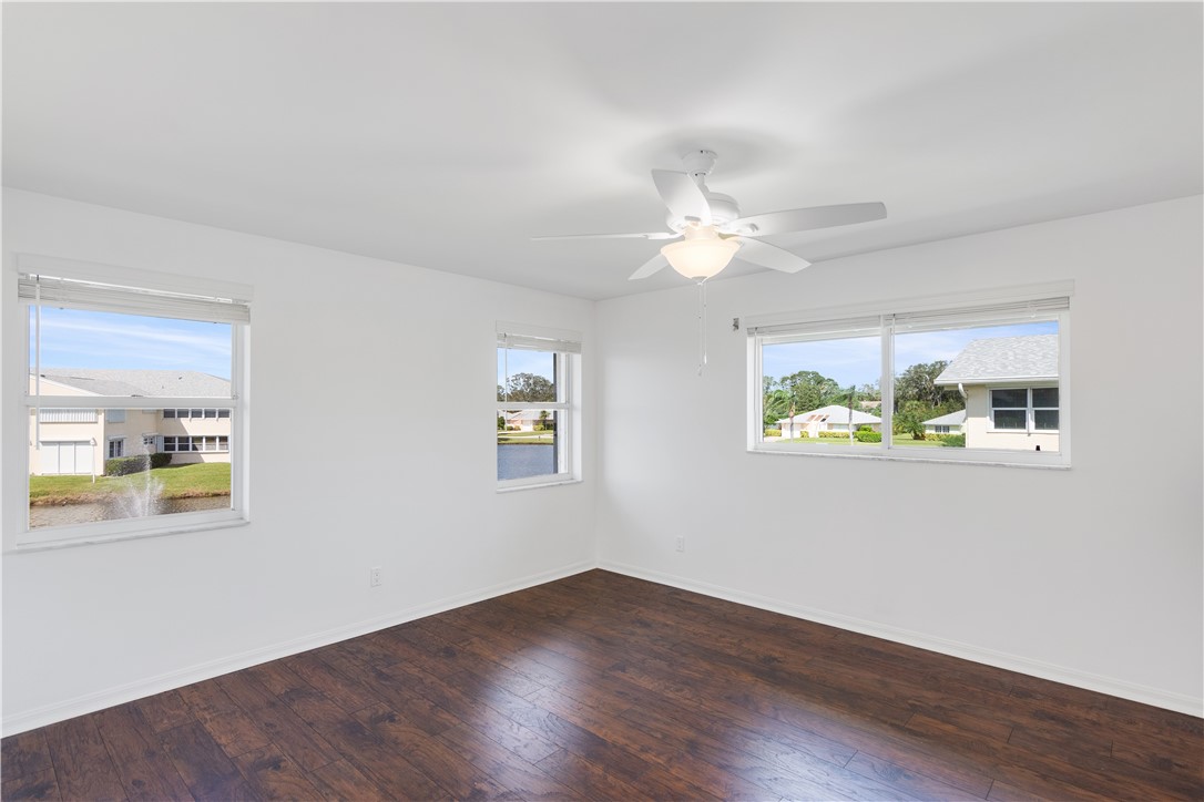 605 W Lake Jasmine Circle 202