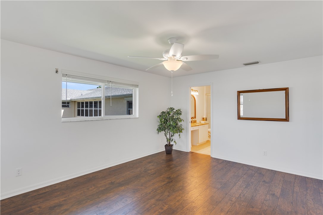 605 W Lake Jasmine Circle 202
