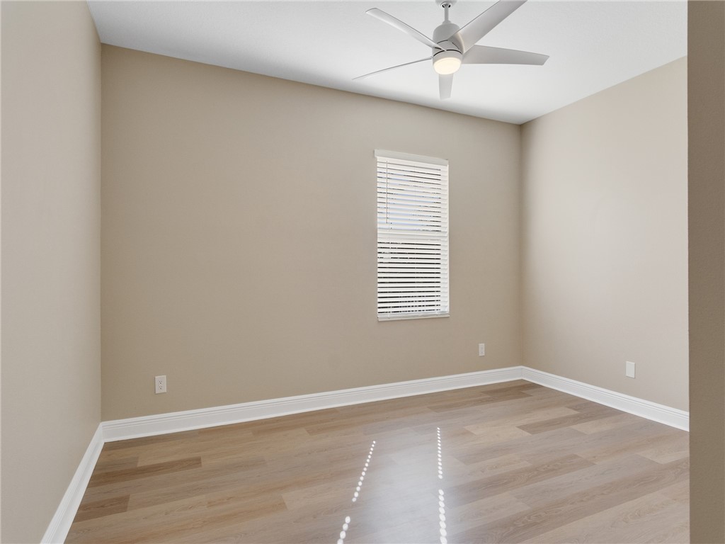 1209 Scarlet Oak Circle