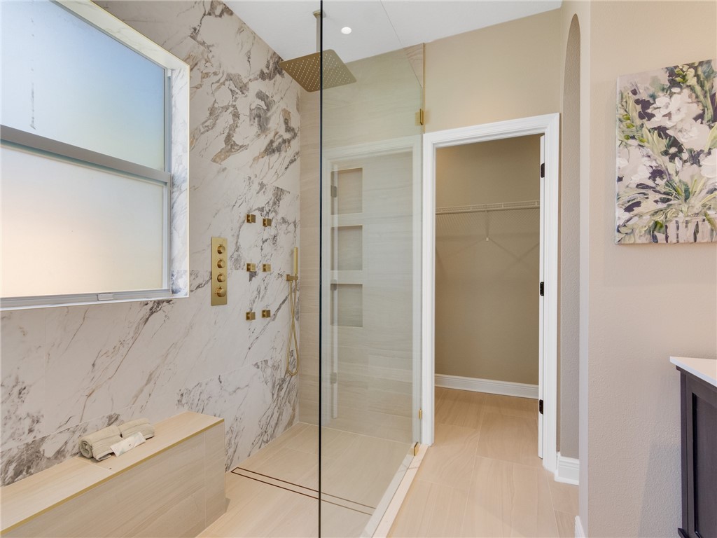 1209 Scarlet Oak Circle