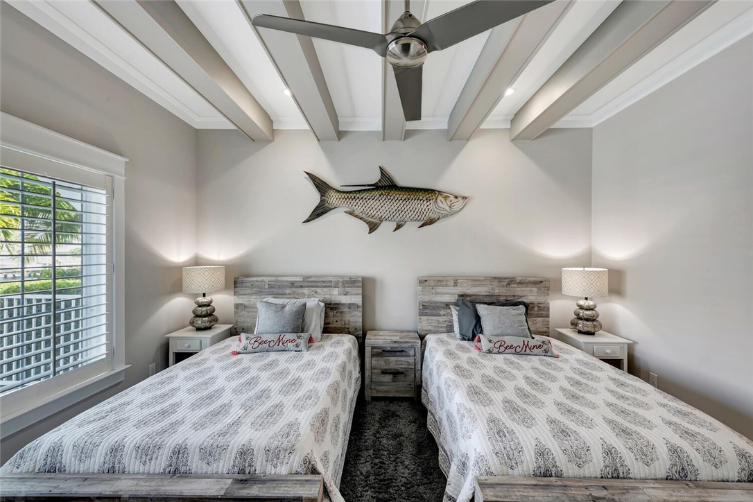 10 Tarpon Drive