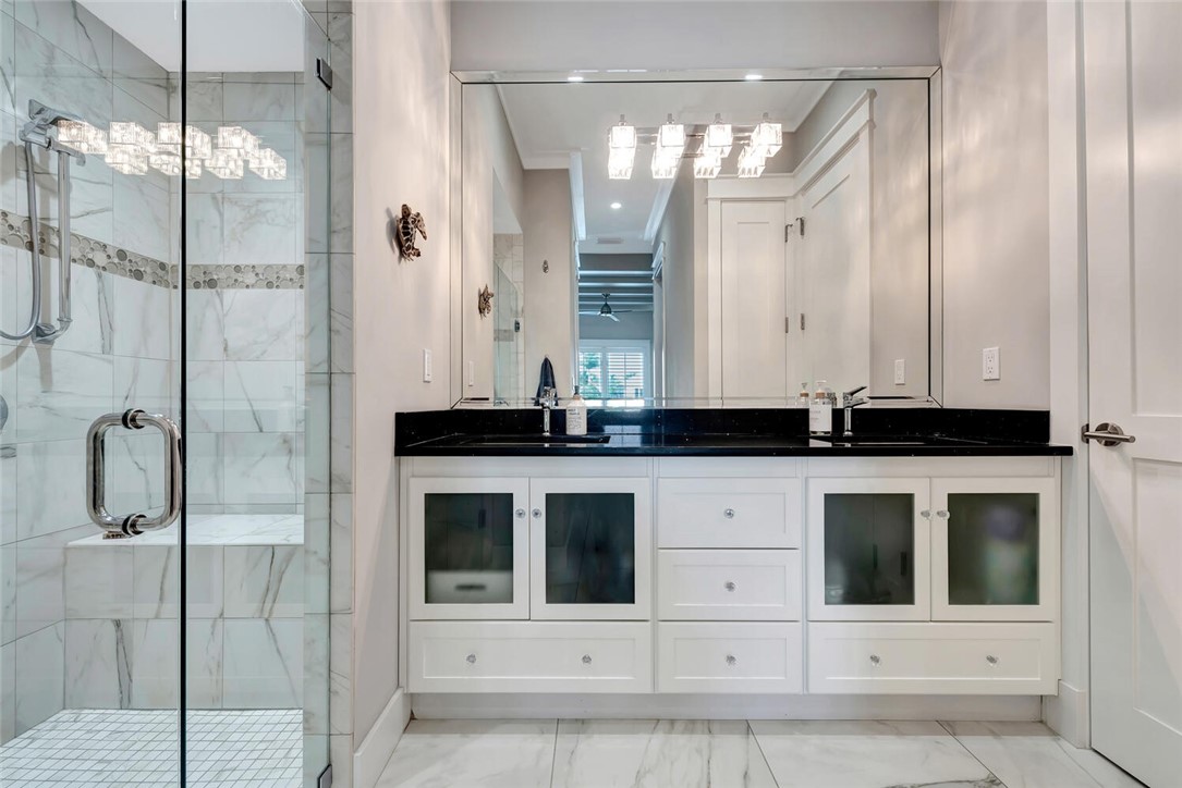 10 Tarpon Drive