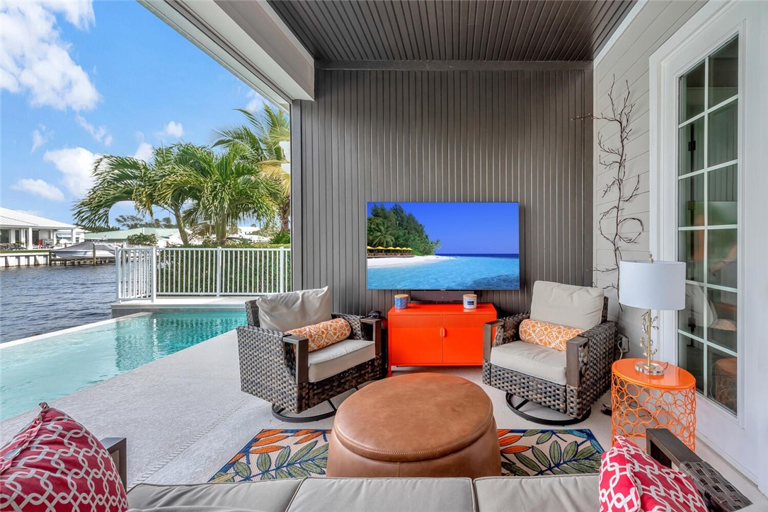 10 Tarpon Drive