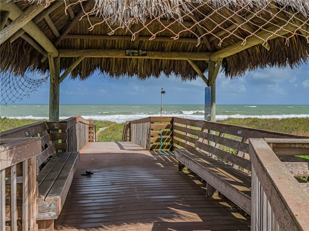 4949 N Highway A1a 212