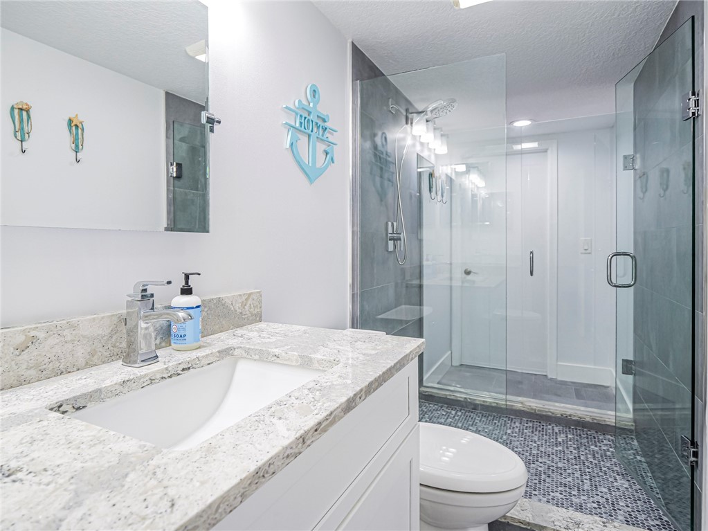 4949 N Highway A1a 212