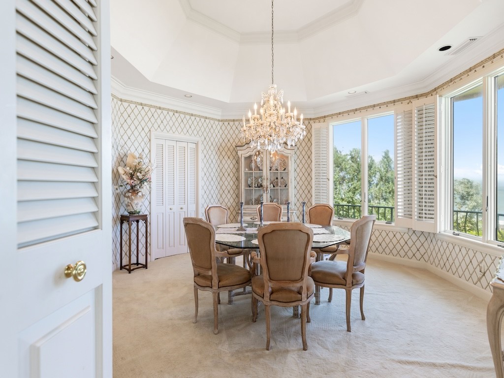 186 Ocean Way