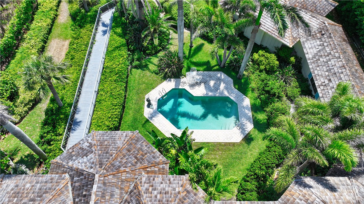 186 Ocean Way