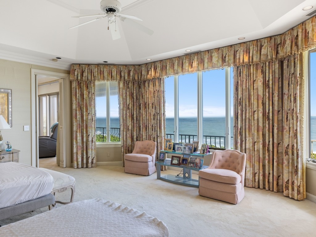 186 Ocean Way