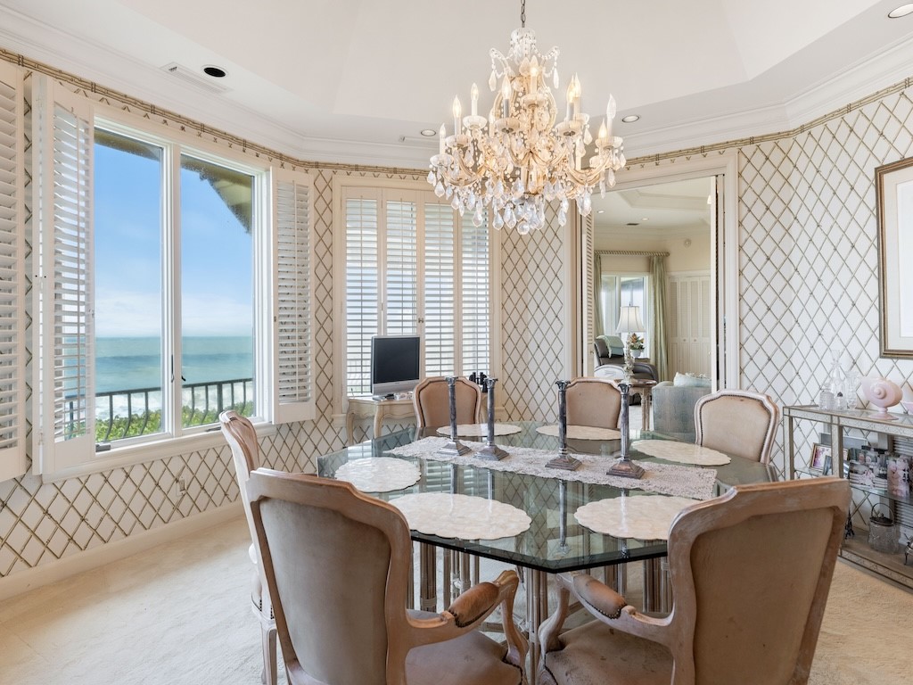 186 Ocean Way