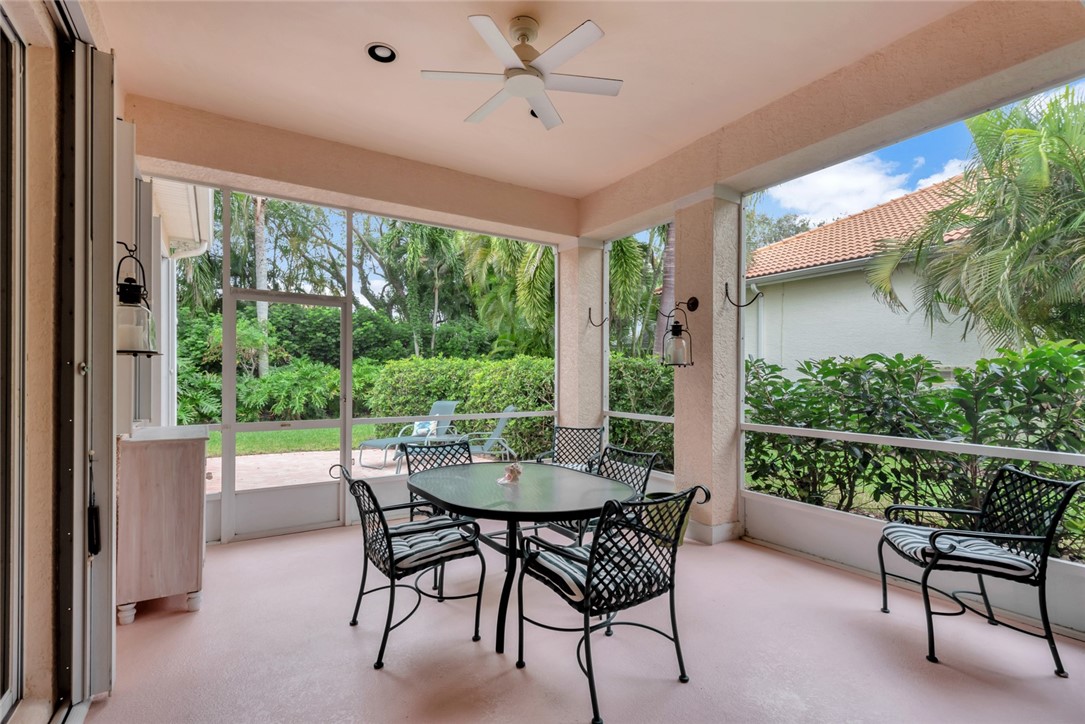 851 Island Club Square