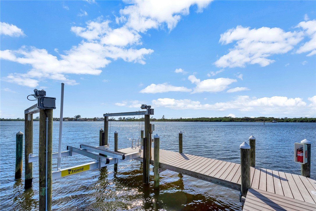 9321 Orchid Cove Circle