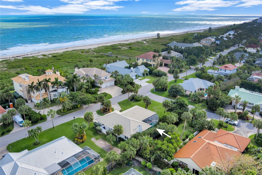 1033 Crescent Beach Road