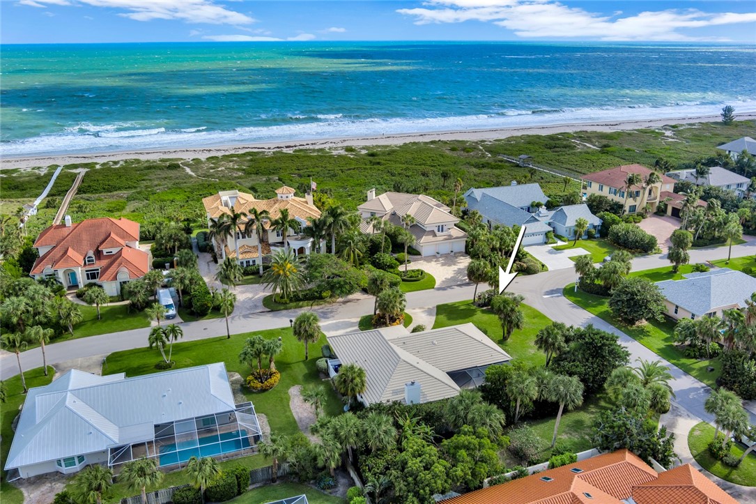 1033 Crescent Beach Road