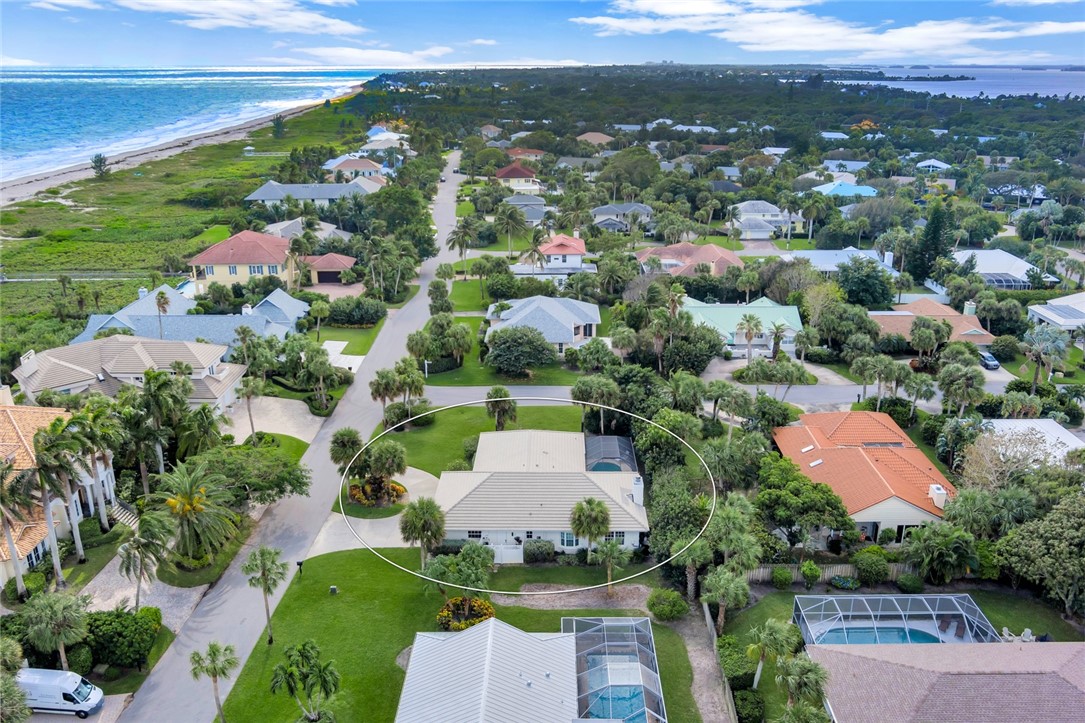 1033 Crescent Beach Road