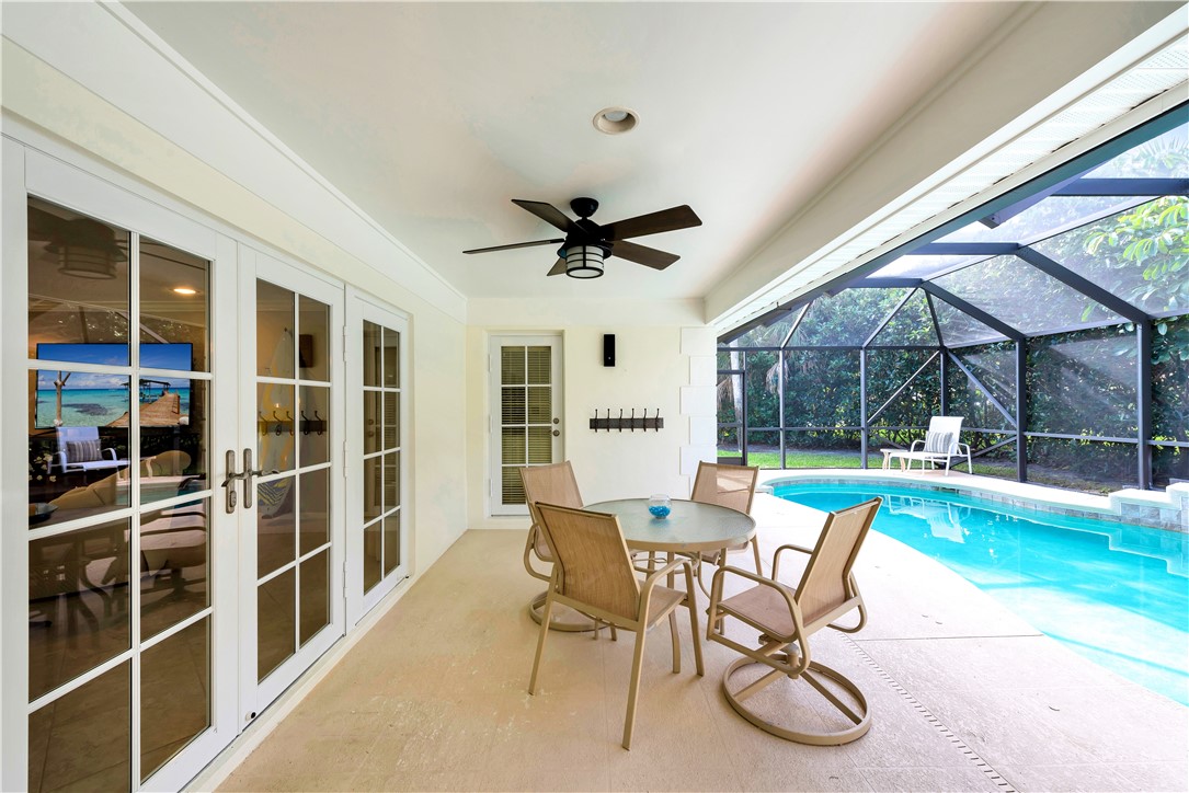 1033 Crescent Beach Road