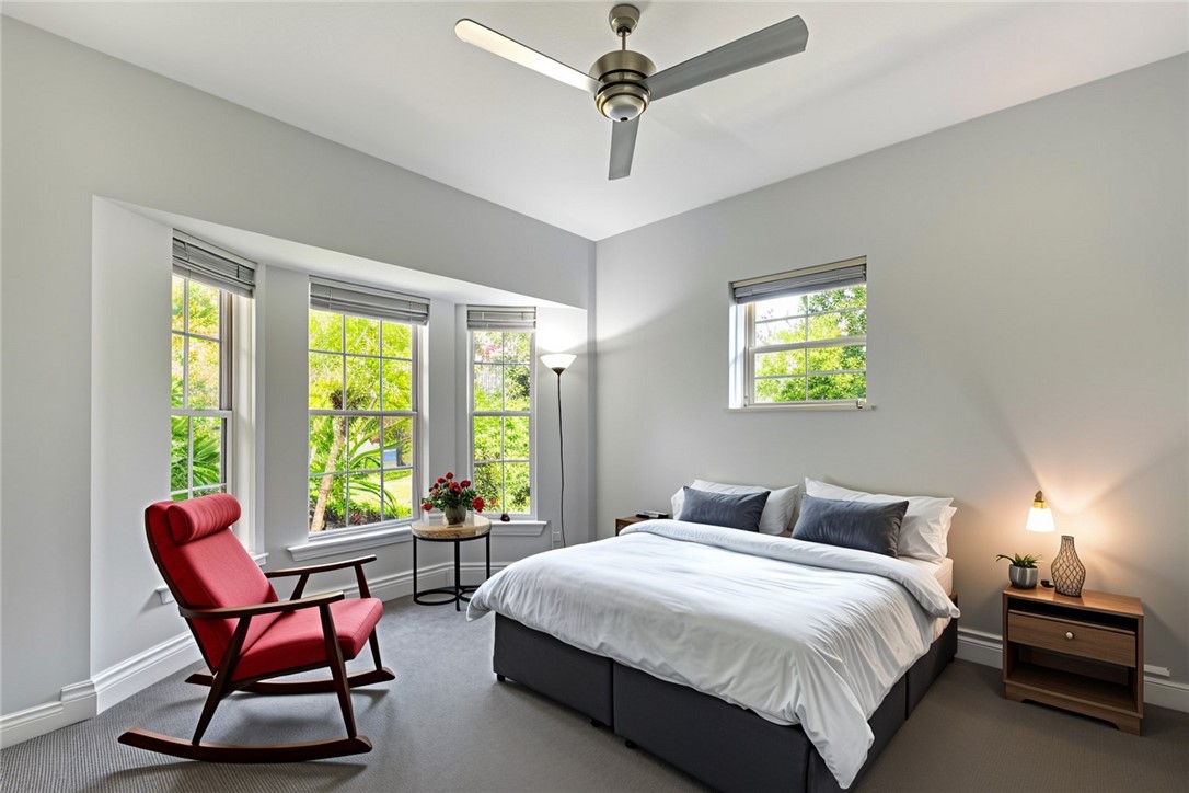 900 River Trail