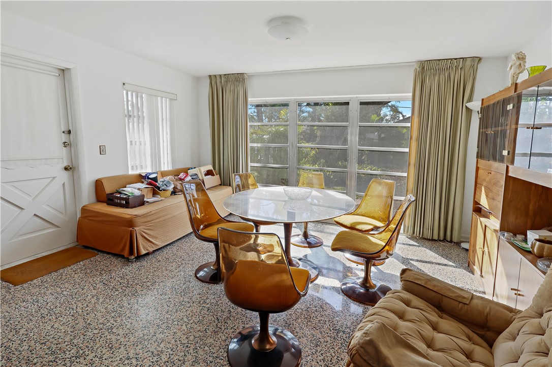 556 Banyan Road