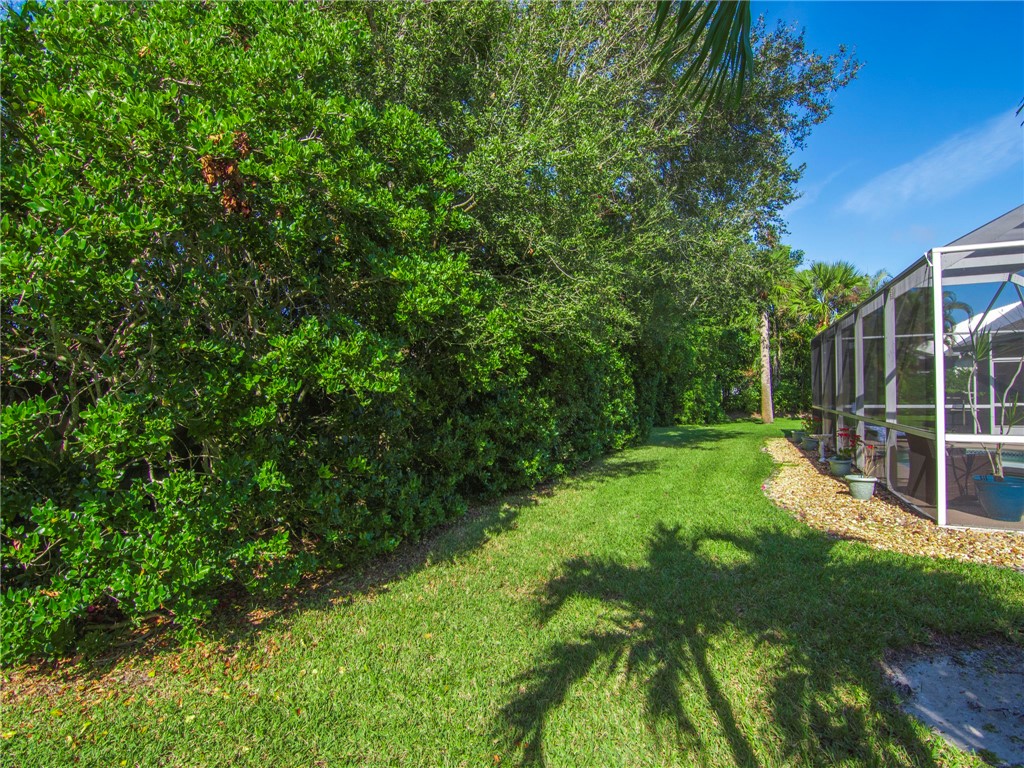 1055 White Tail Avenue SW